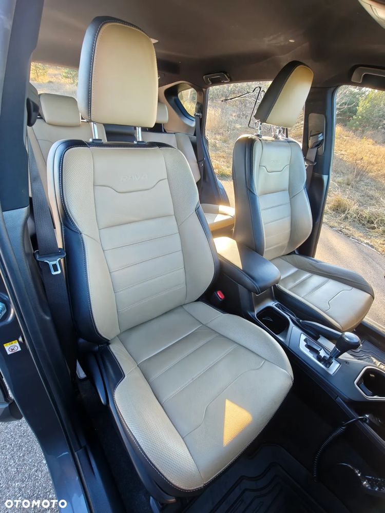 Toyota RAV4 Hybrid Style 4x4 - 12