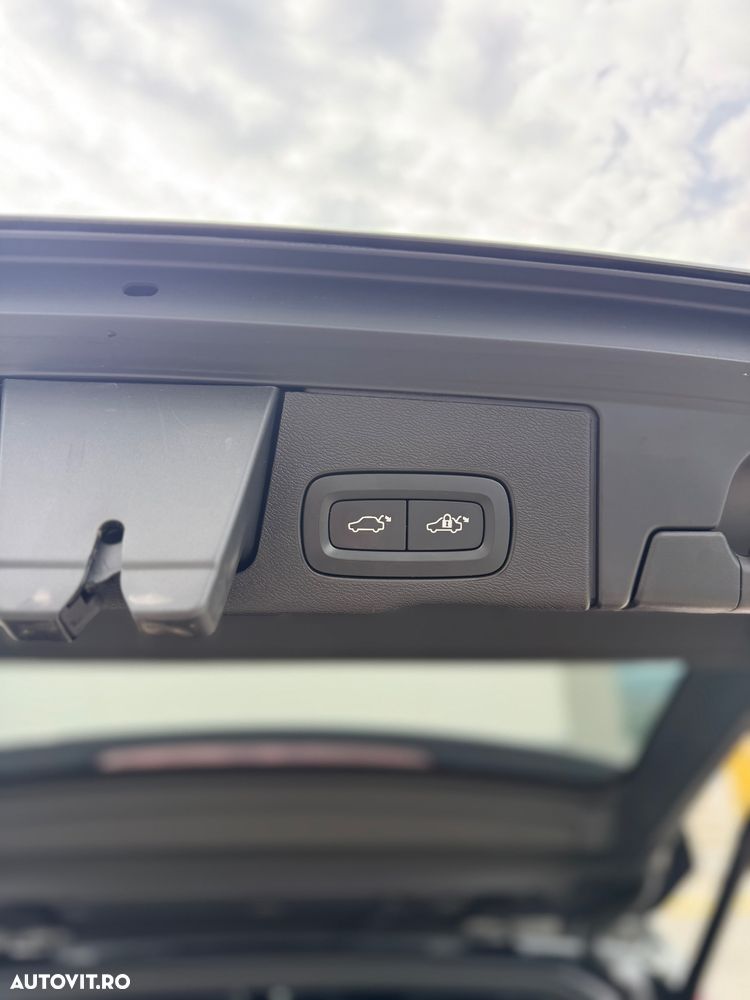 Volvo XC 60 B4 D AWD Geartronic RDesign - 26