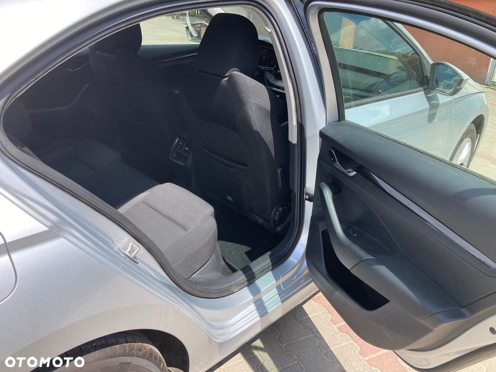 Skoda Octavia 2.0 TDI DSG Selection - 14