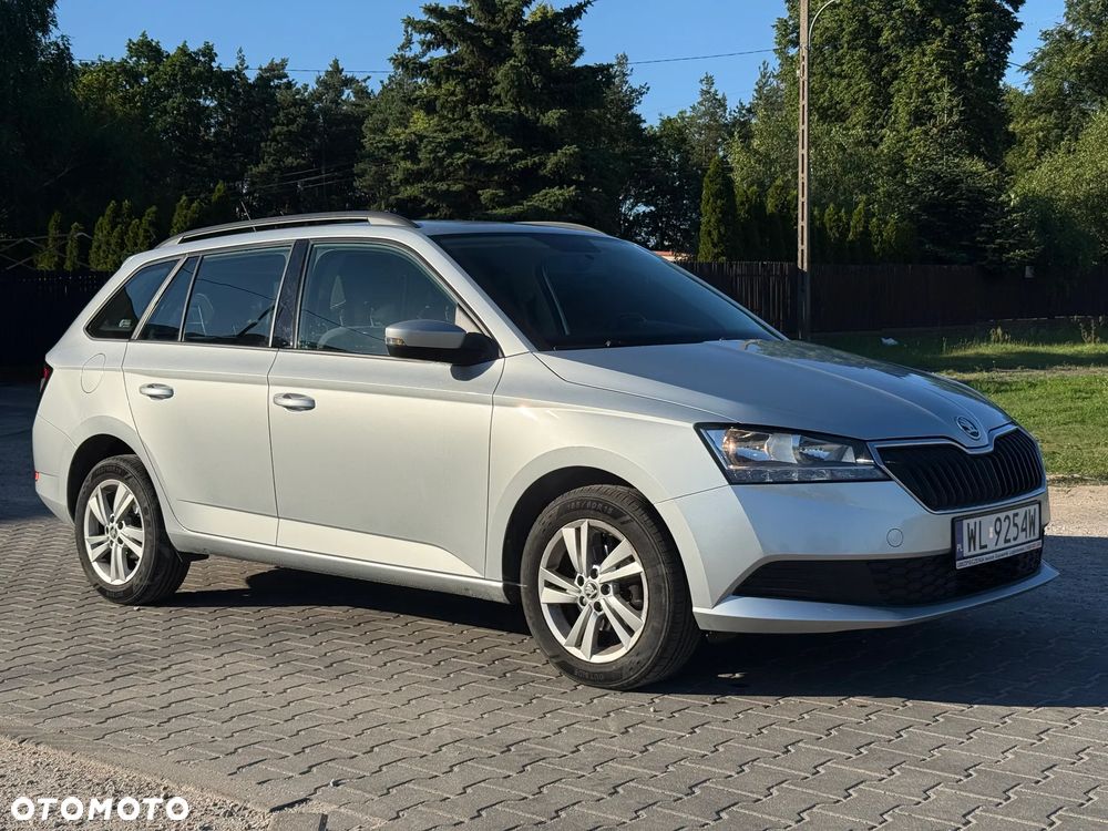 Skoda Fabia 1.0 TSI Ambition - 1