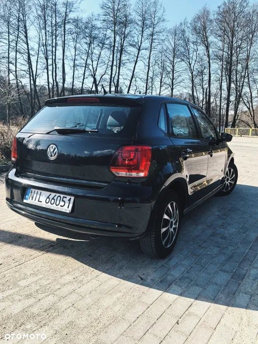 Volkswagen Polo - 2