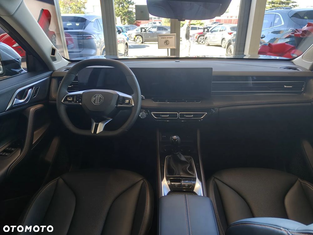 MG HS 1.5 T-GDI Exclusive - 14