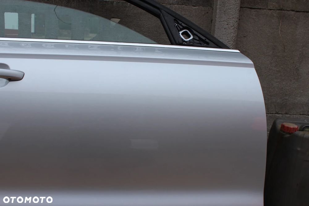 DRZWI PRZEDNIE TYLNE PRAWE AUDI A6 C7 AVANT LY5Q 2015 - 12