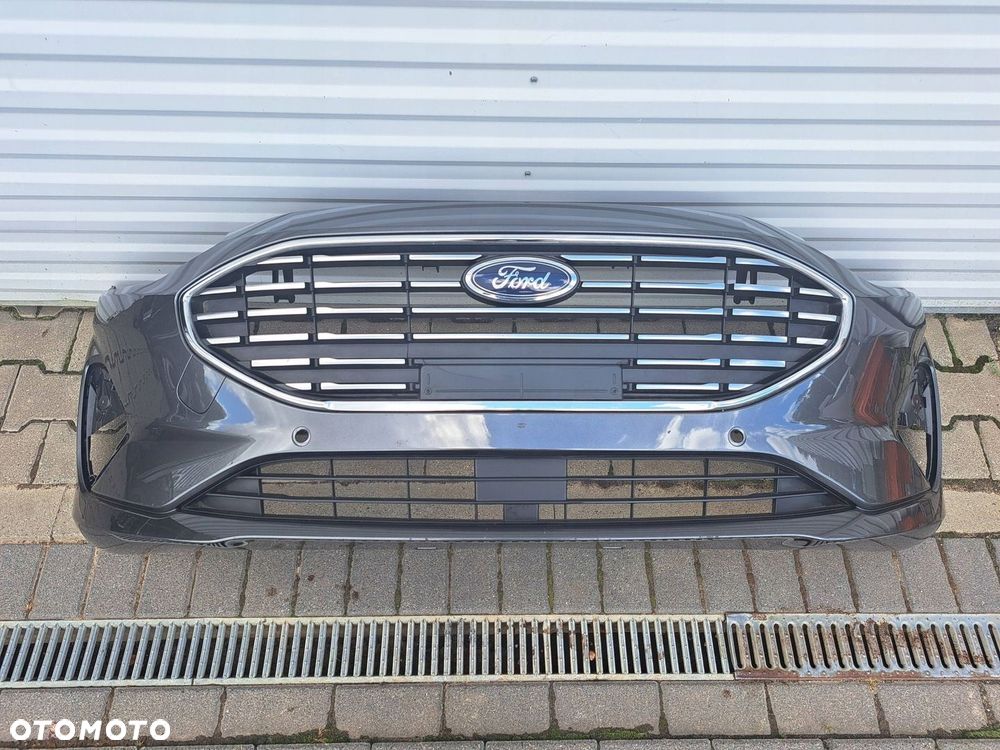 ZDERZAK PRZOD PRZEDNI FORD FIESTA MK8 LIFT TITANIUM - 1