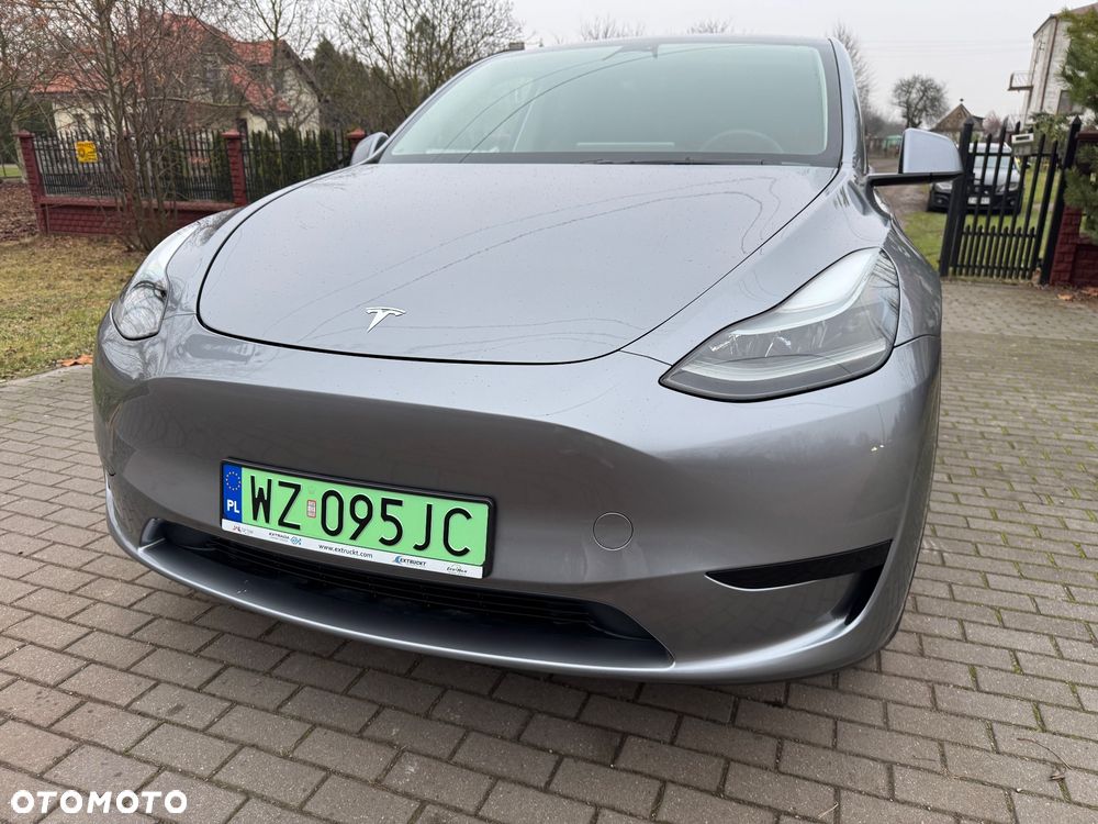 Tesla Model Y Standard - 3