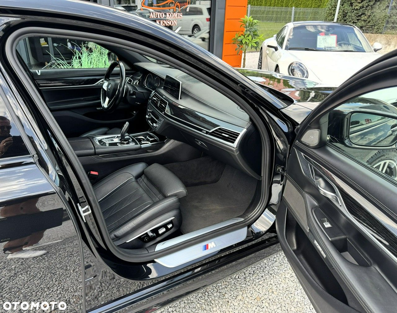 BMW Seria 7 740i - 22