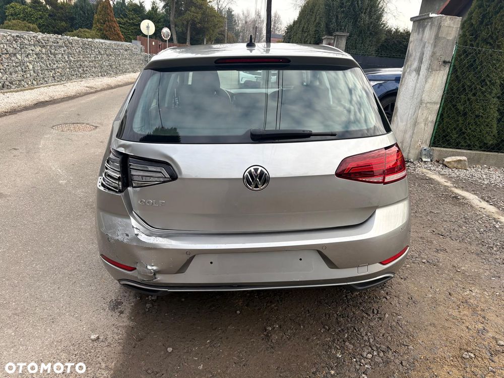 Volkswagen Golf 1.6 TDI SCR Comfortline - 14