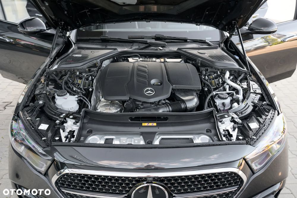 Mercedes-Benz Klasa E 220 d 4-Matic AMG - 18