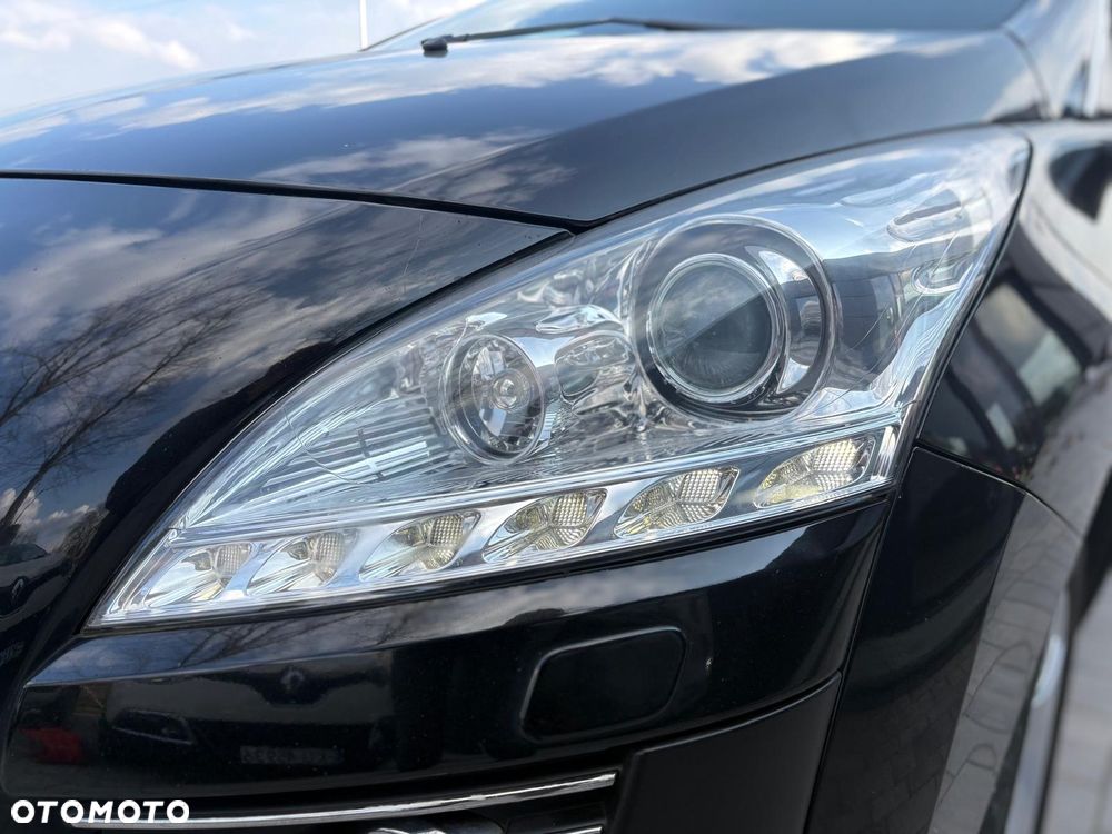 Peugeot 3008 Hybrid4 - 7