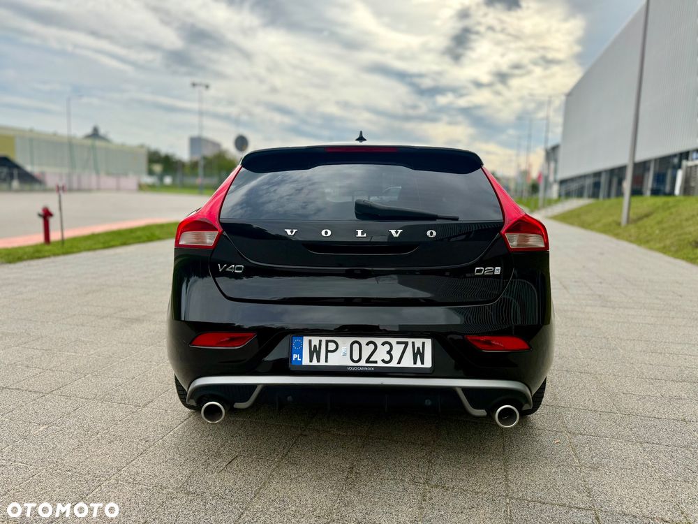 Volvo V40 D2 RDesign - 12