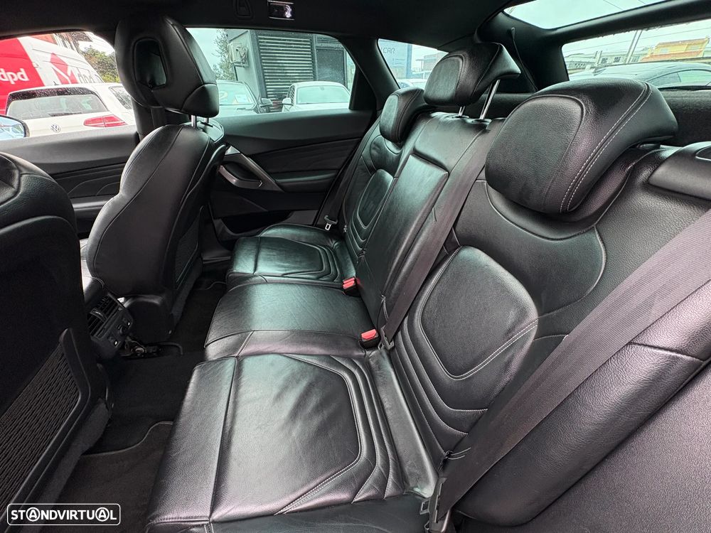 Citroën DS5 e-HDi 110 EGS6 SoChic - 10