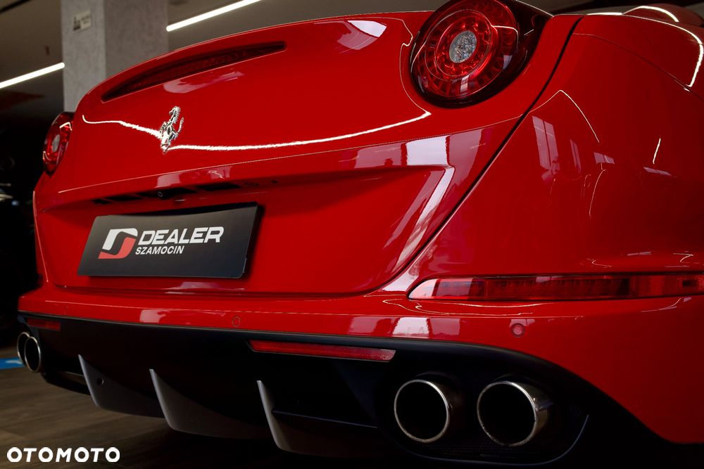 Ferrari California T - 8