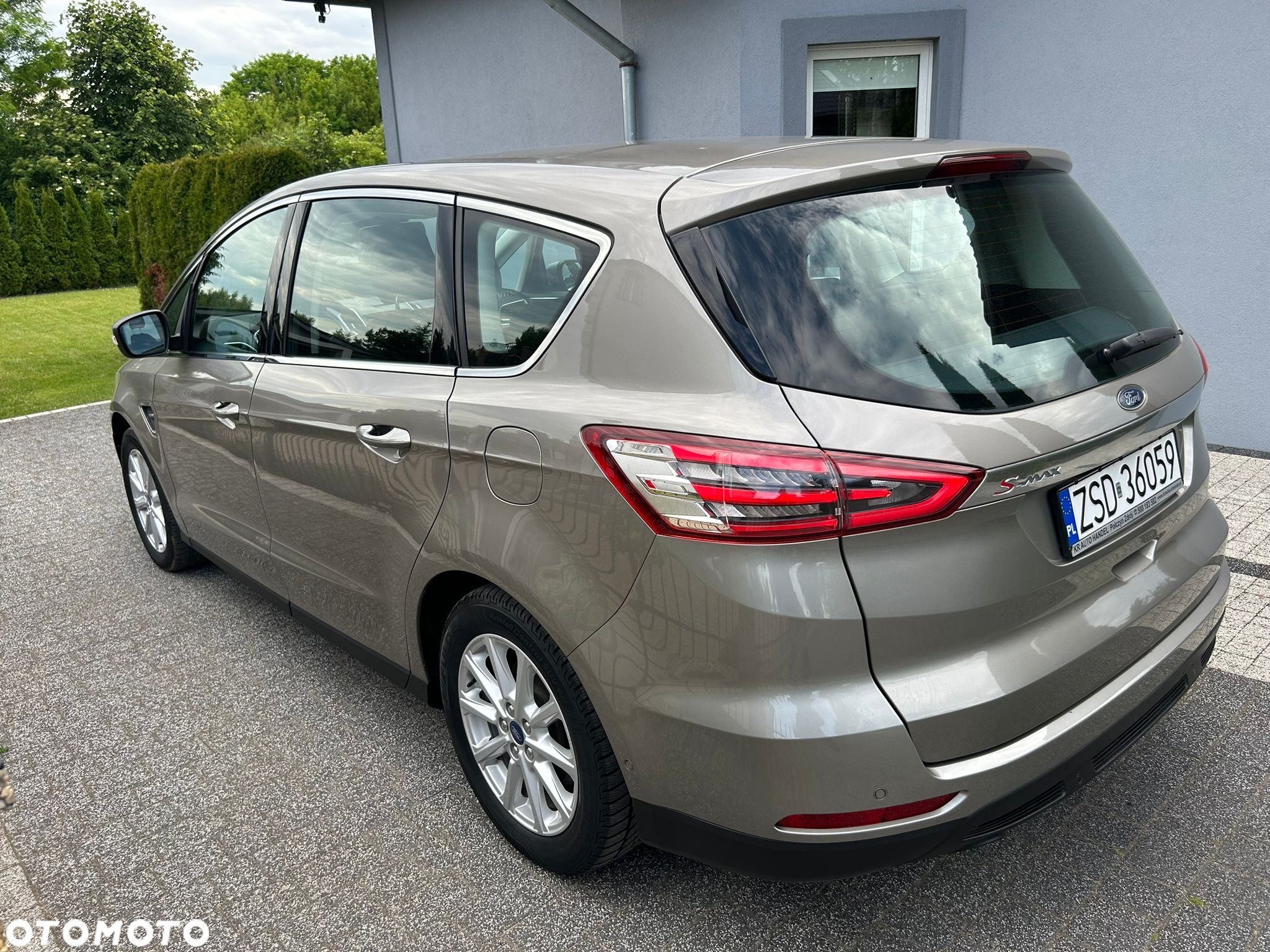 Ford S-Max 2.0 EcoBlue Titanium - 23