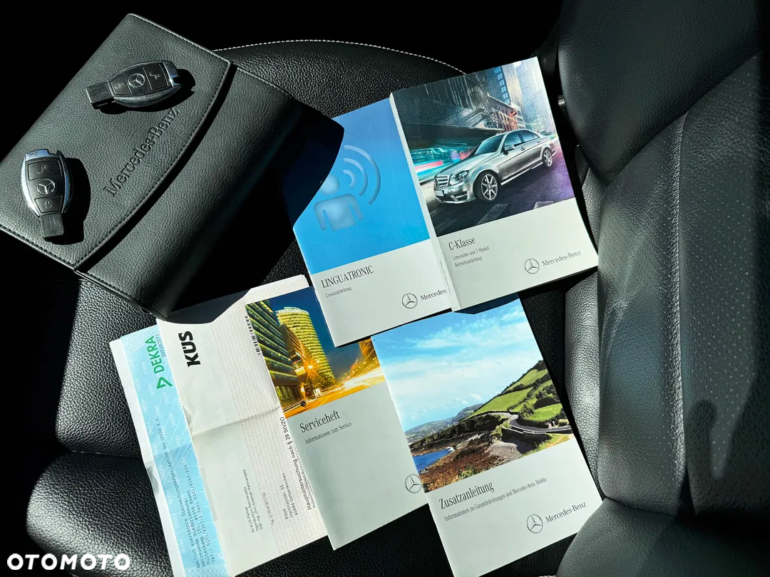 Mercedes-Benz Klasa C 300 T CDI 4Matic 7G-TRONIC Avantgarde Edition - 40