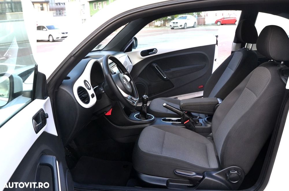 Volkswagen Beetle 1.6 TDI - 9
