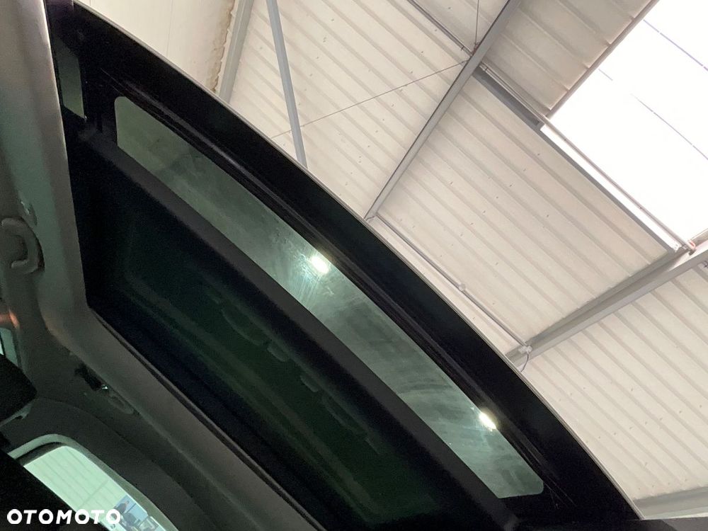 Renault Espace 1.6 dCi Energy Initiale Paris EDC 7os - 6