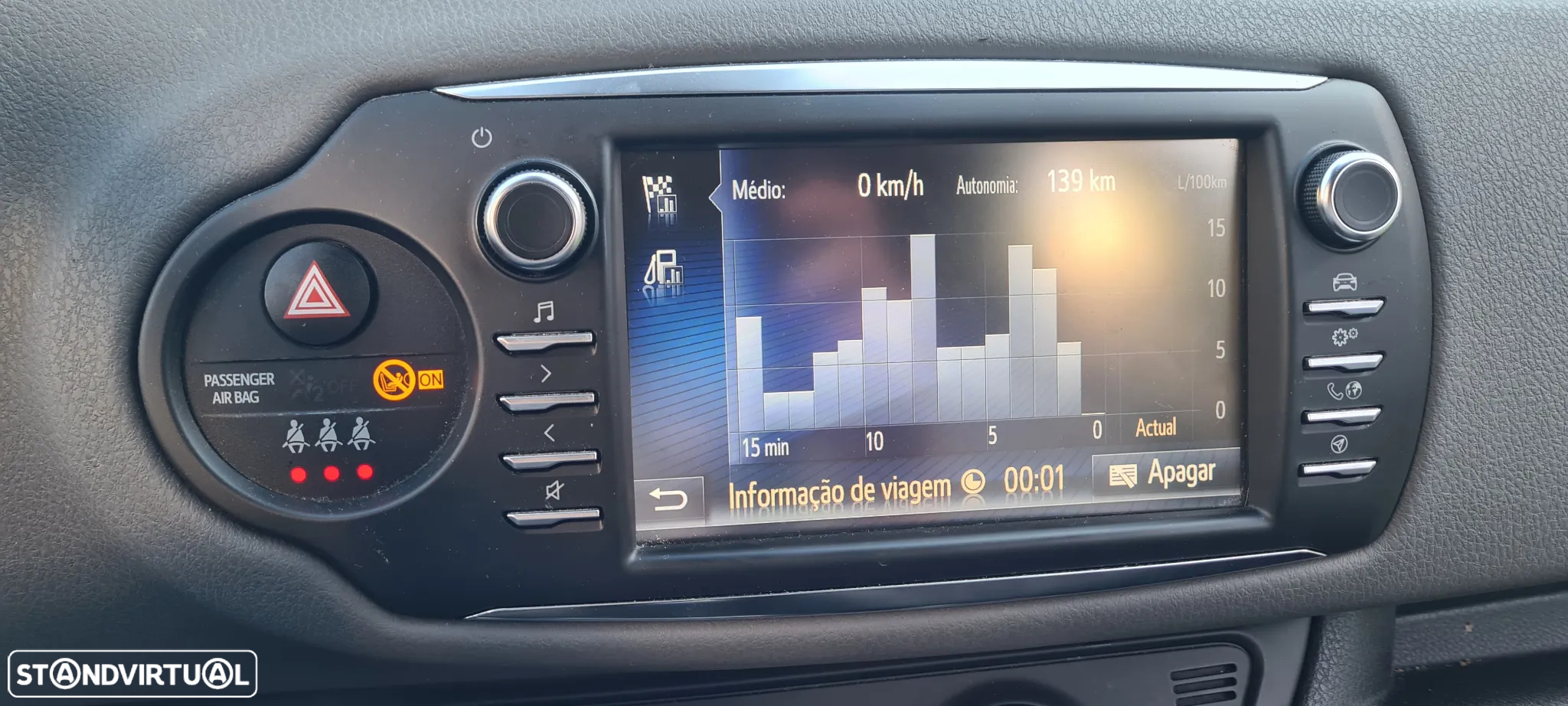 Toyota Yaris 1.0 VVT-i Exclusive - 23