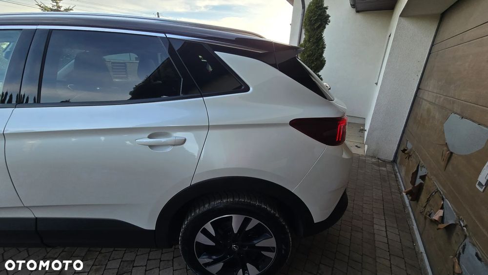 Opel Grandland X 1.2 Start/Stop Automatik Business INNOVATION - 23
