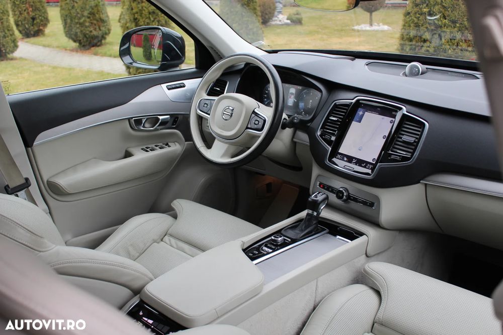 Volvo XC 90 D5 AWD Geartronic Inscription - 4