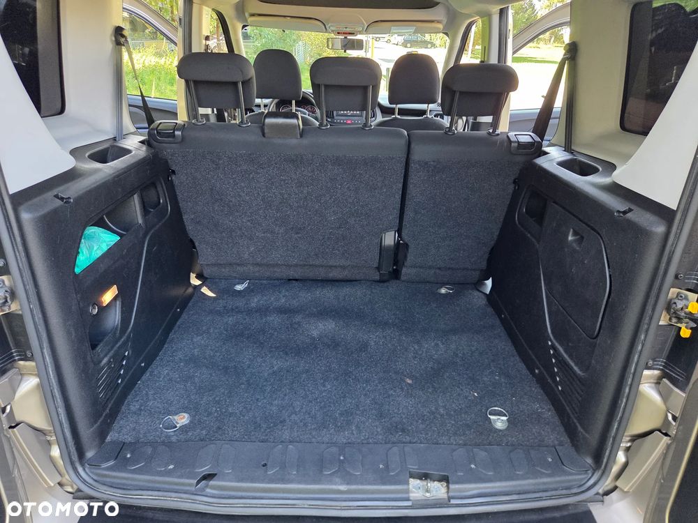 Fiat Doblo 1.4 16V Active - 32