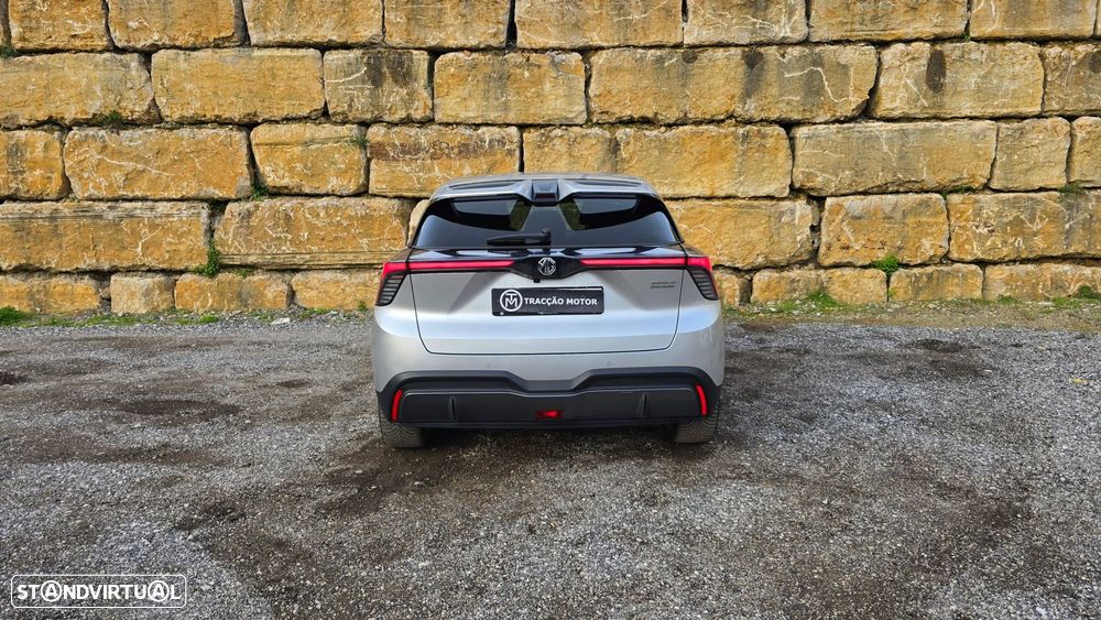 MG MG4 64 kWh Luxury - 6