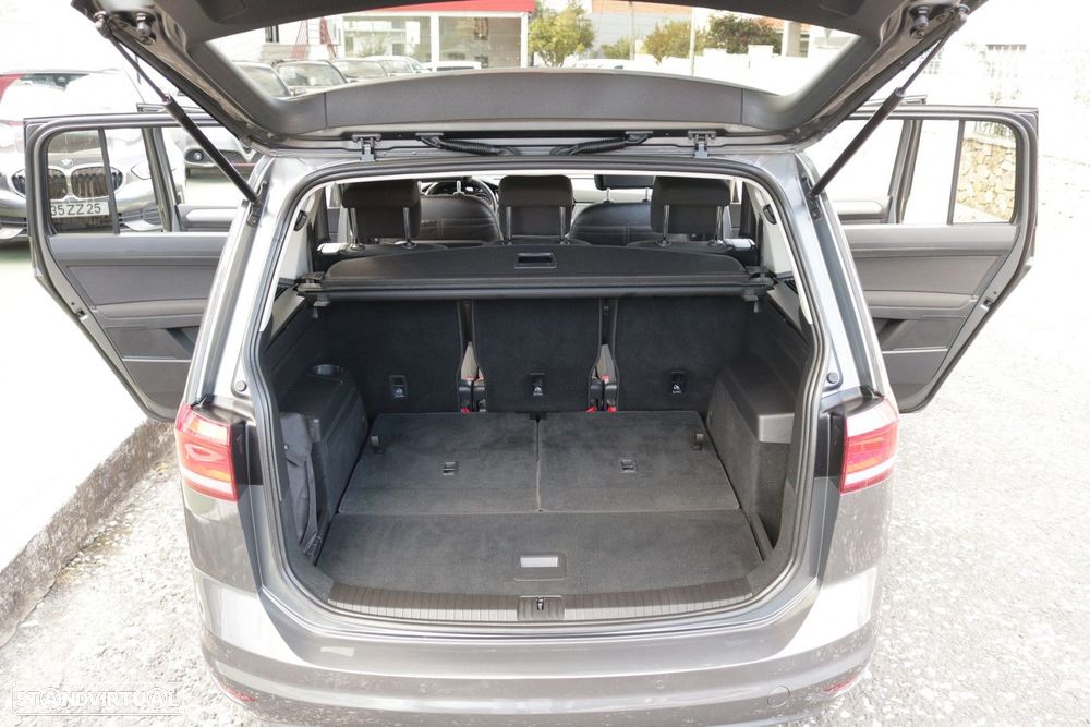 VW Touran 1.6 TDI Confortline DSG - 14