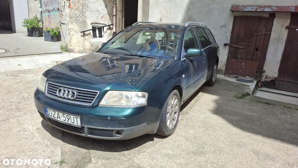Audi A6 Avant 2.4 - 4