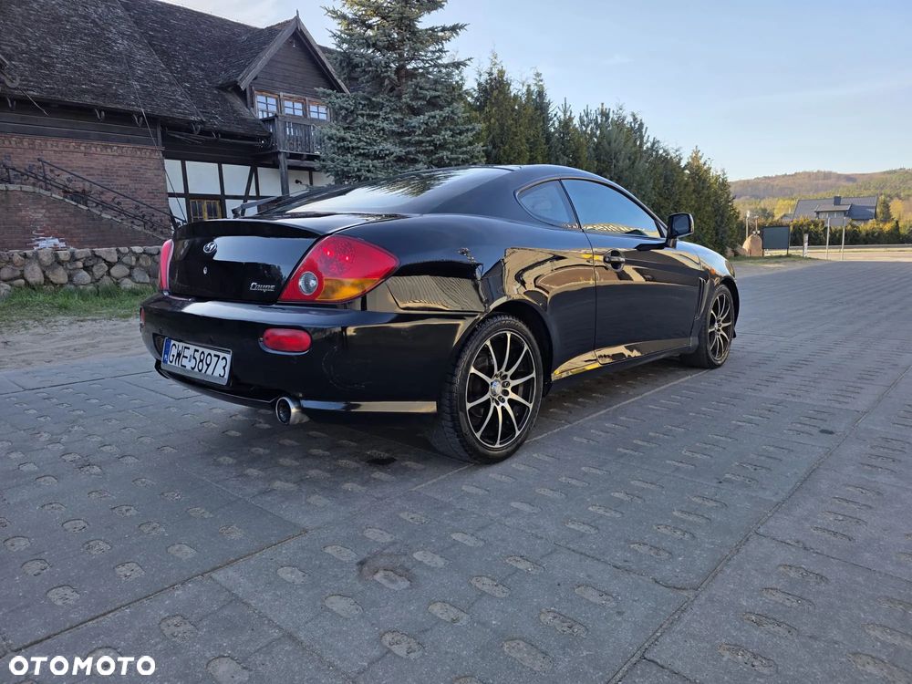 Hyundai Coupe 1.6 16V - 8