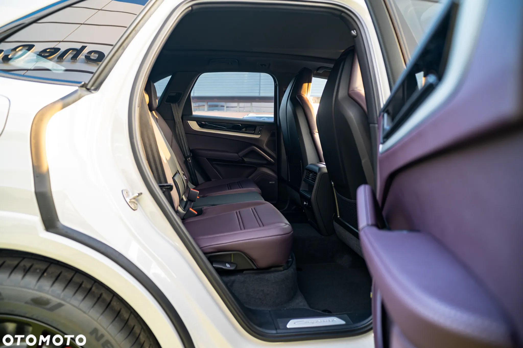 Porsche Cayenne S E-Hybrid PHEV - 13