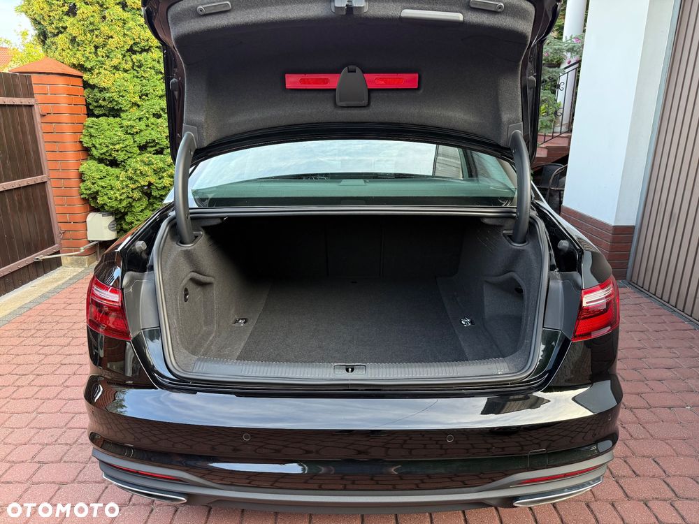 Audi A4 Limousine 35 TFSI mHEV Advanced S tronic - 30