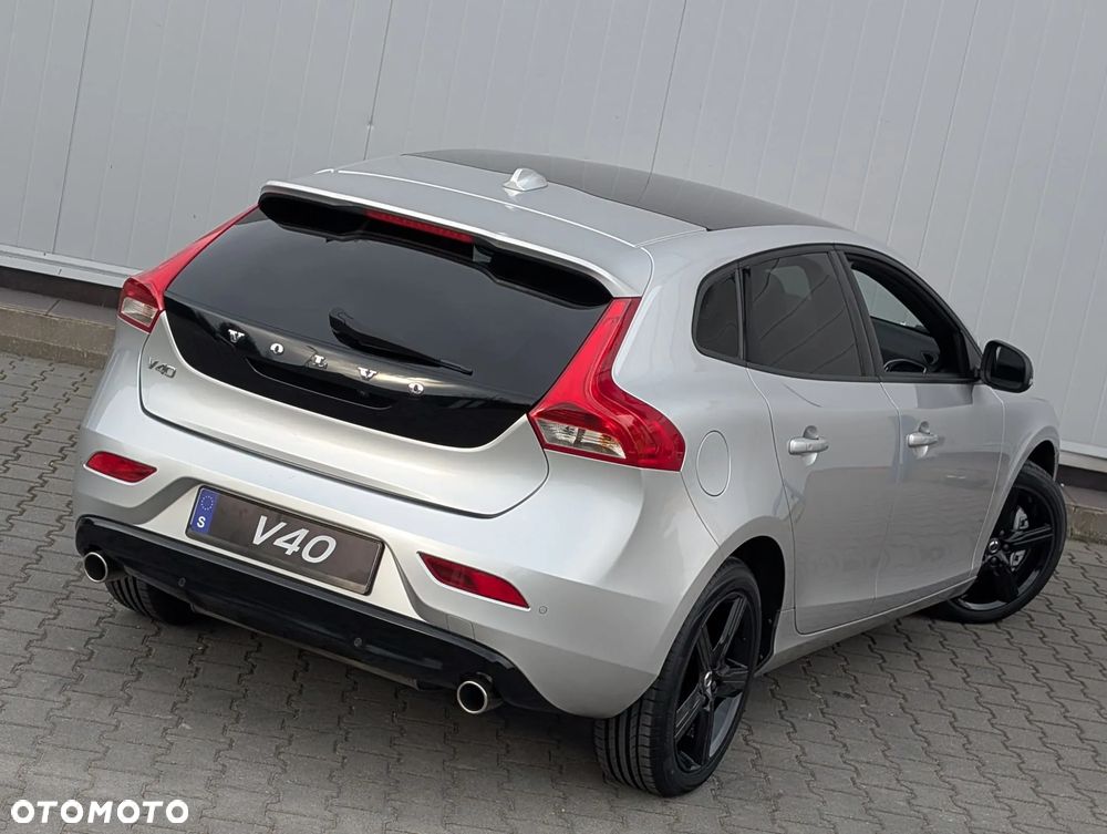 Volvo V40 T4 Drive-E Momentum - 13