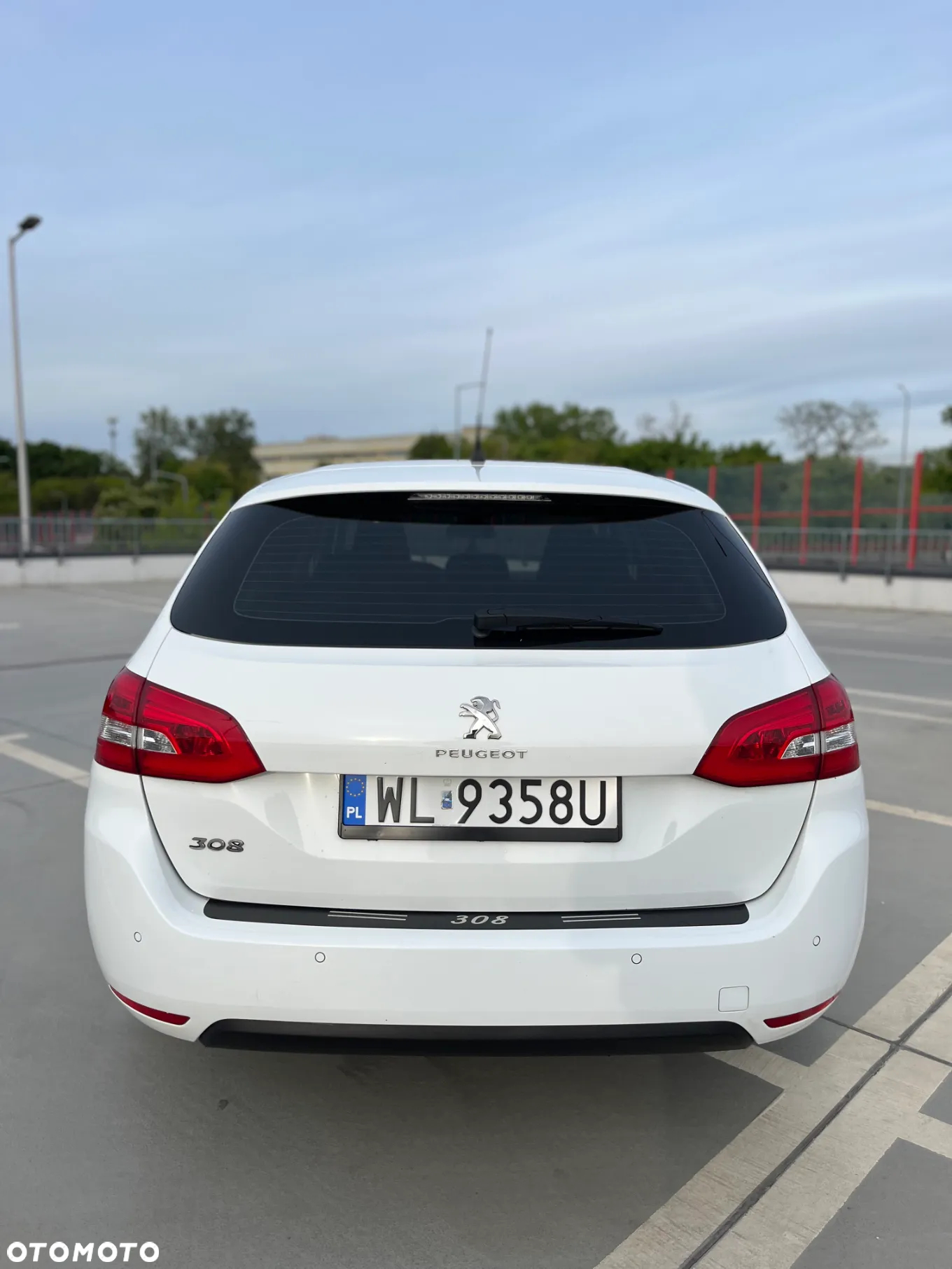 Peugeot 308 1.5 BlueHDi Allure Pack S&S - 9