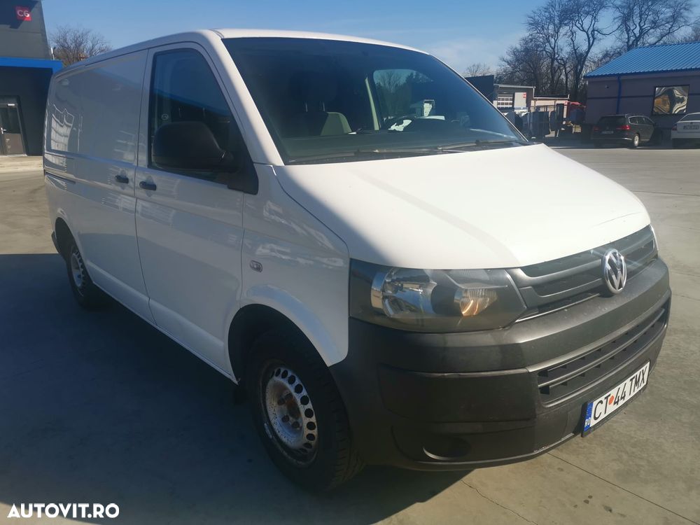 Volkswagen Transporter - 2