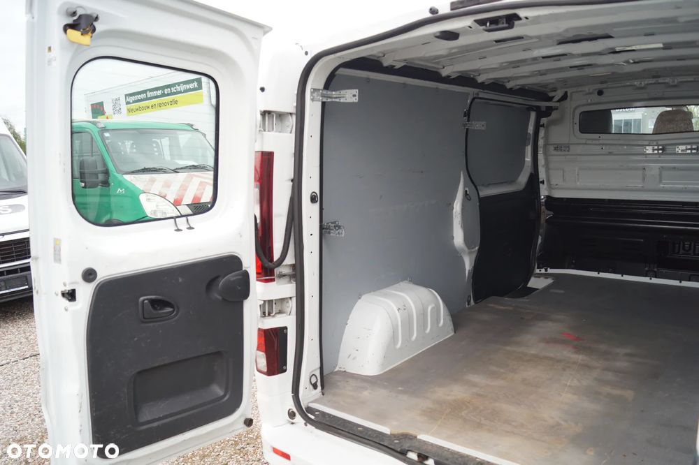 Opel Vivaro - 28
