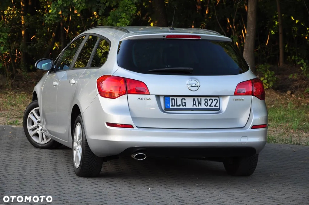 Opel Astra 1.4 Turbo Sports Tourer - 8