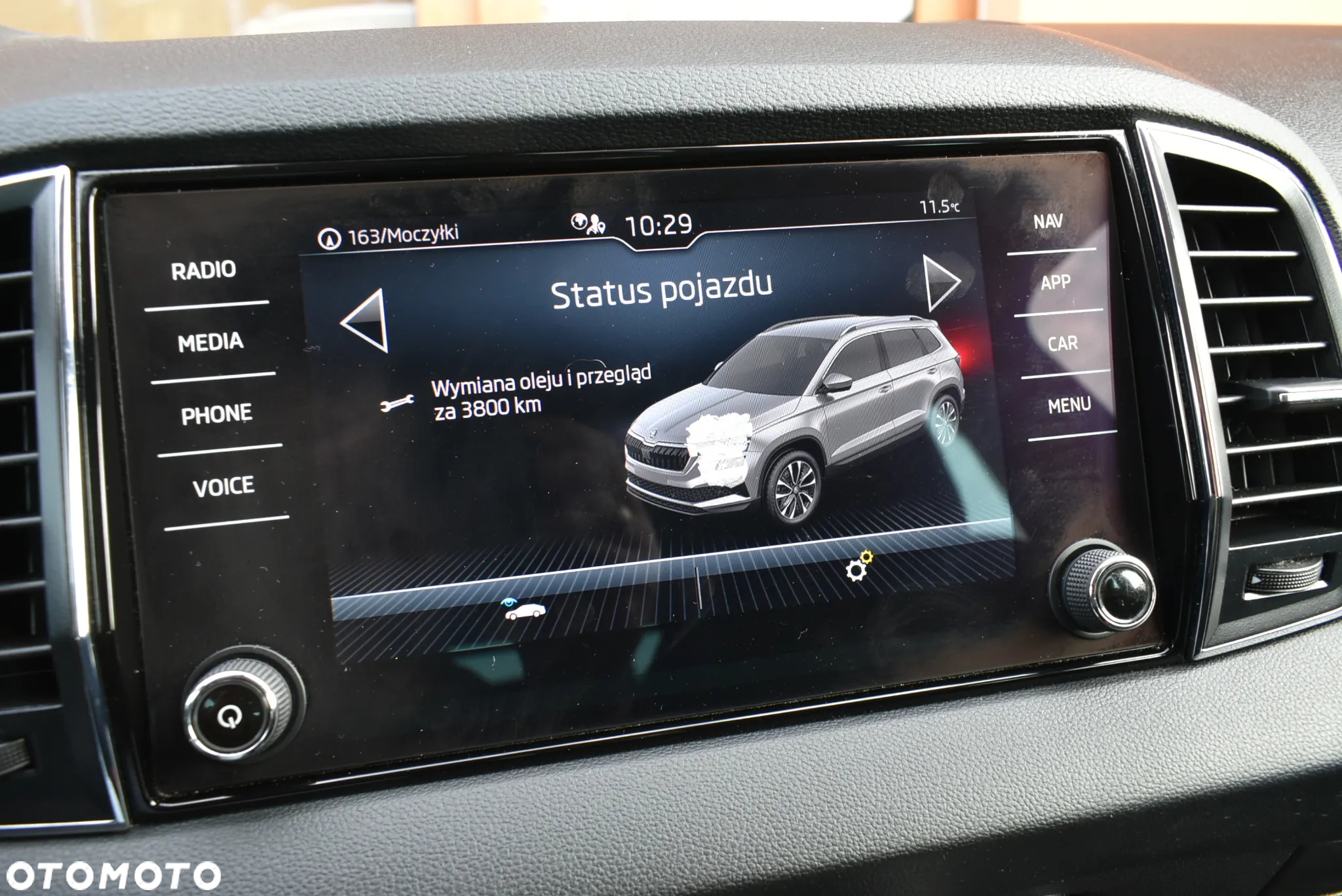 Skoda Karoq 1.5 TSI ACT 4x2 Ambition DSG - 28