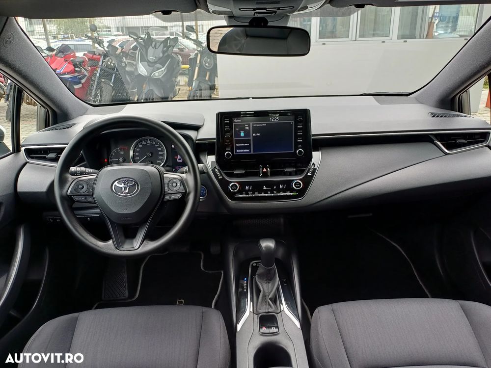 Toyota Corolla 1.8 HSD Eco - 11