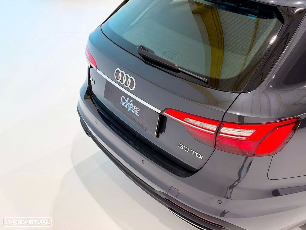 Audi A4 Avant 30 TDI S tronic - 10