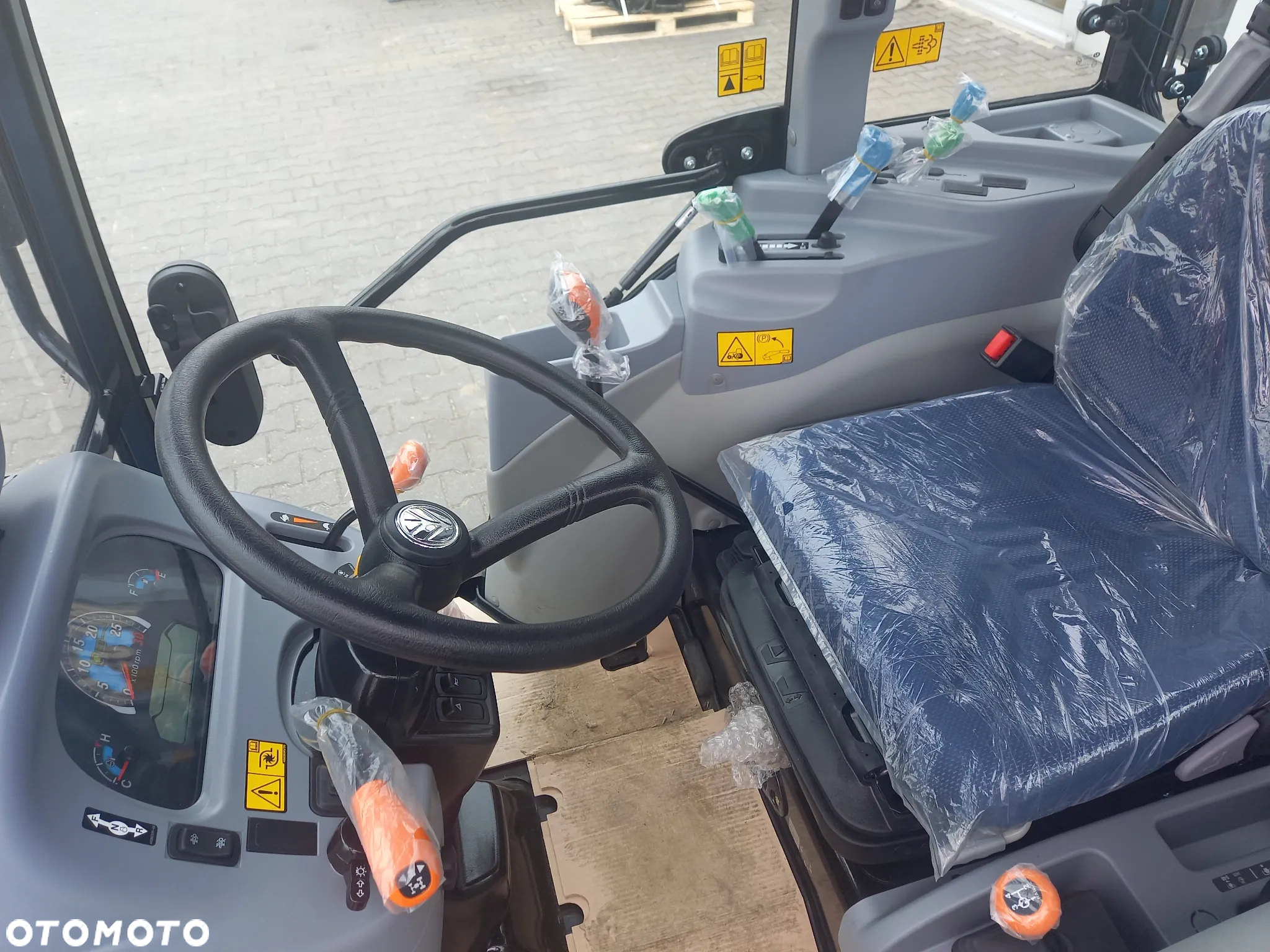 New Holland Boomer 55 - 2