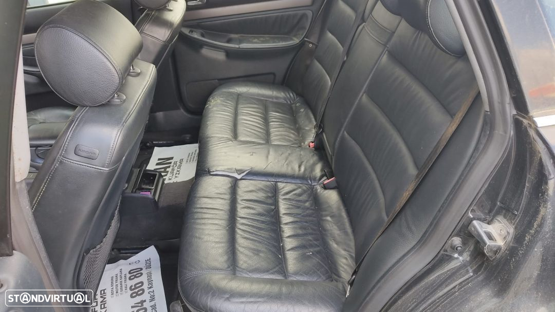Portas Audi A4 Avant B5 2.5 tdi de 2000 - 8