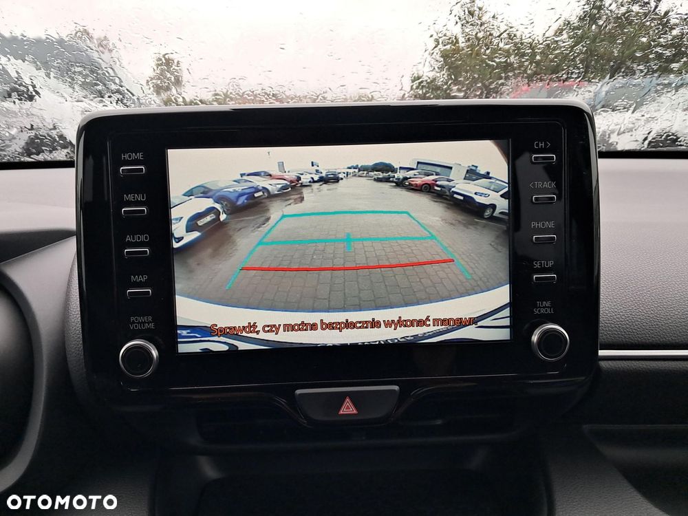 Toyota Yaris Hybrid 1.5 Comfort - 24