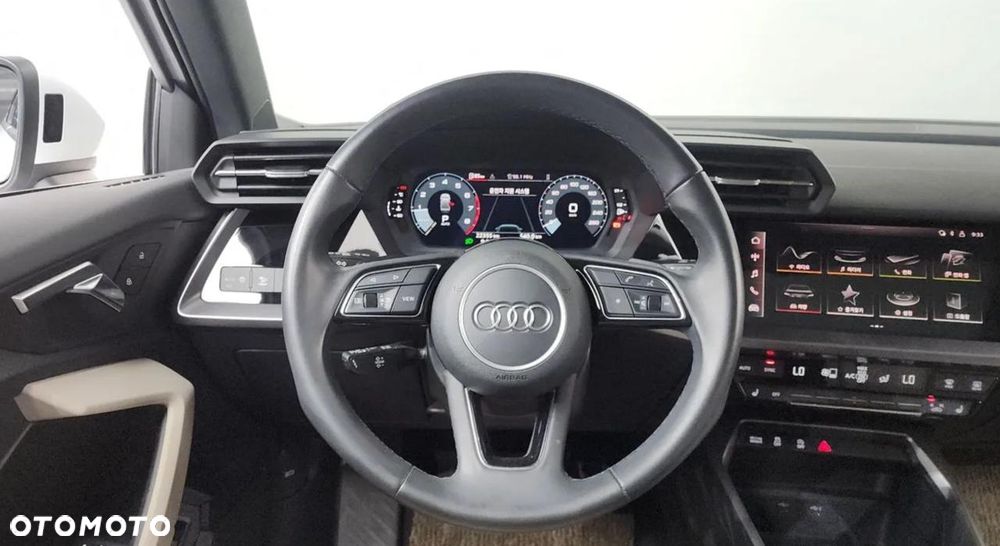 Audi A3 Limousine 40 TFSI quattro S tronic advanced - 10