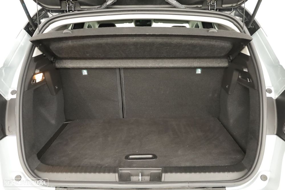 Renault Captur 1.0 TCe Techno Bi-Fuel - 26