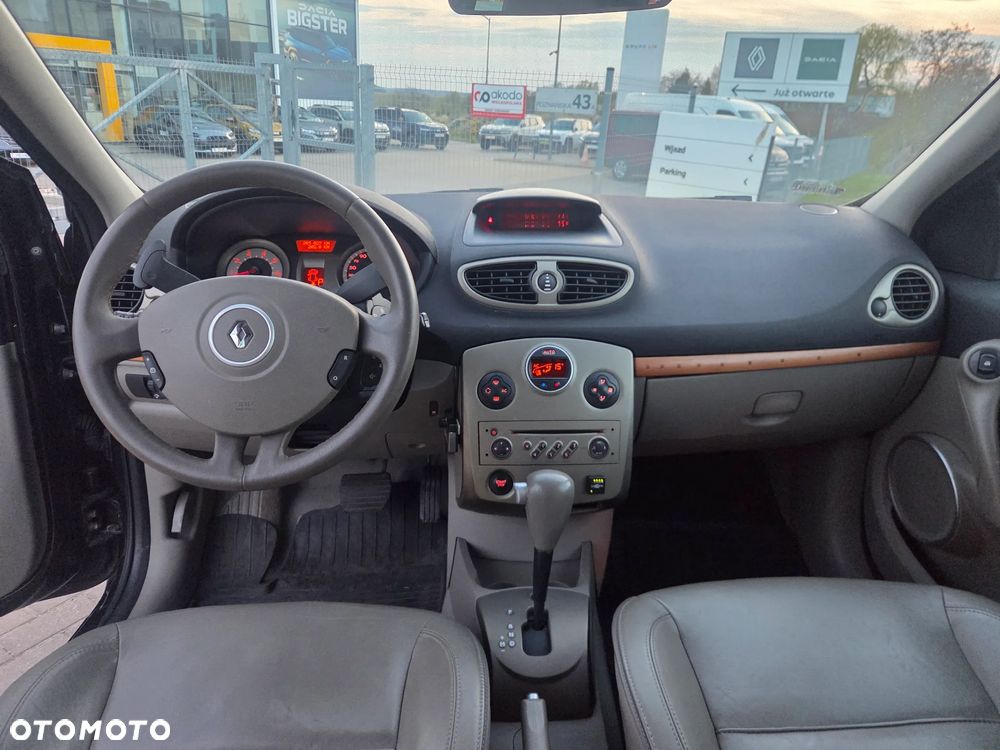 Renault Clio - 9