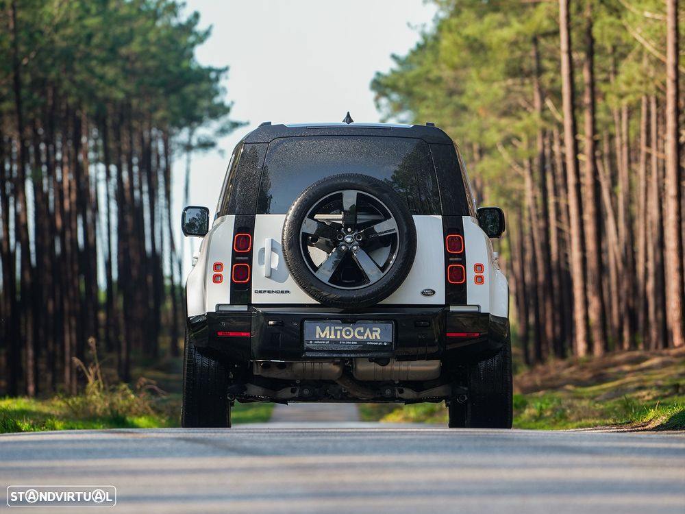 Land Rover Defender - 4