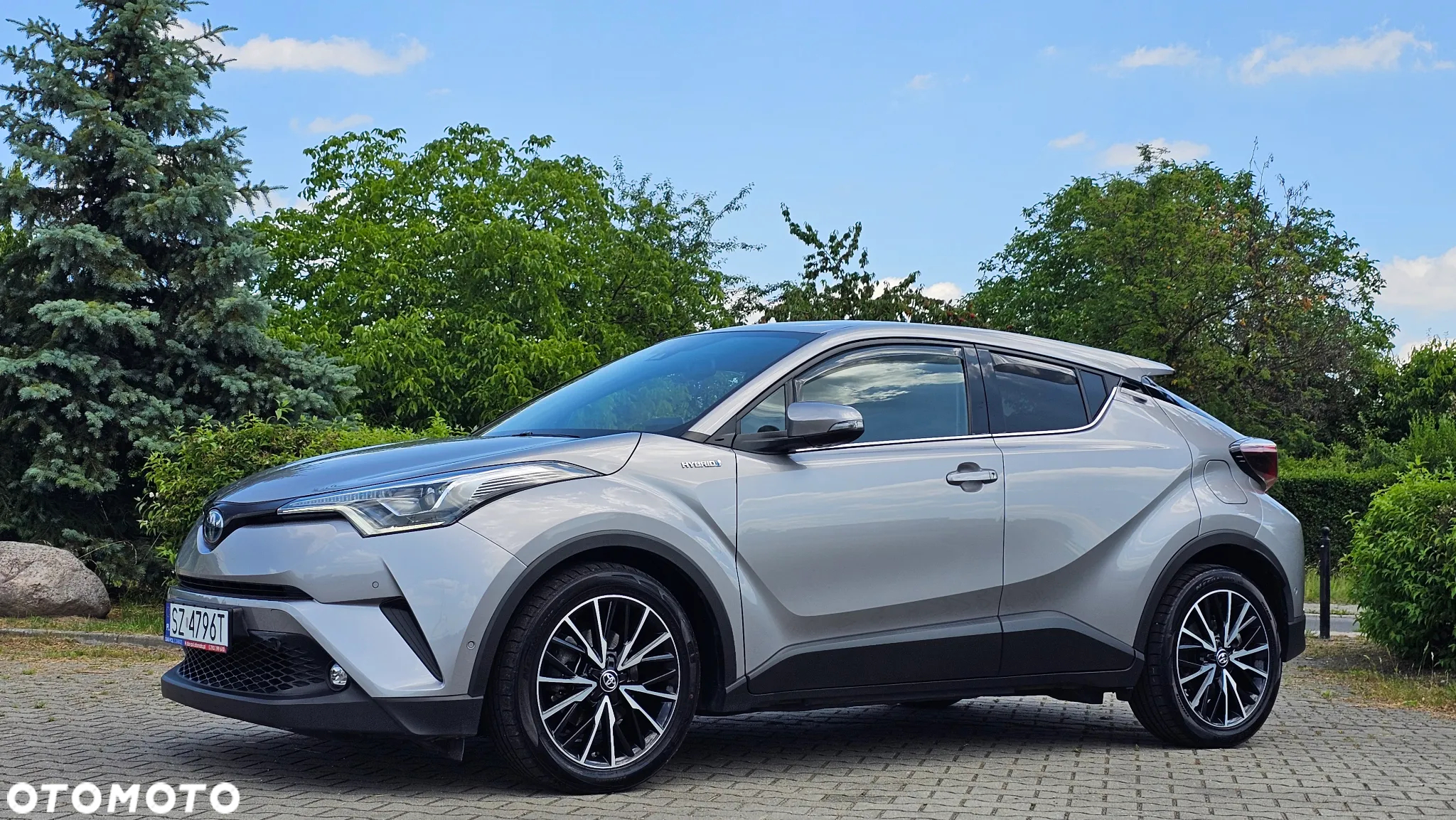 Toyota C-HR Hybrid Lounge - 17