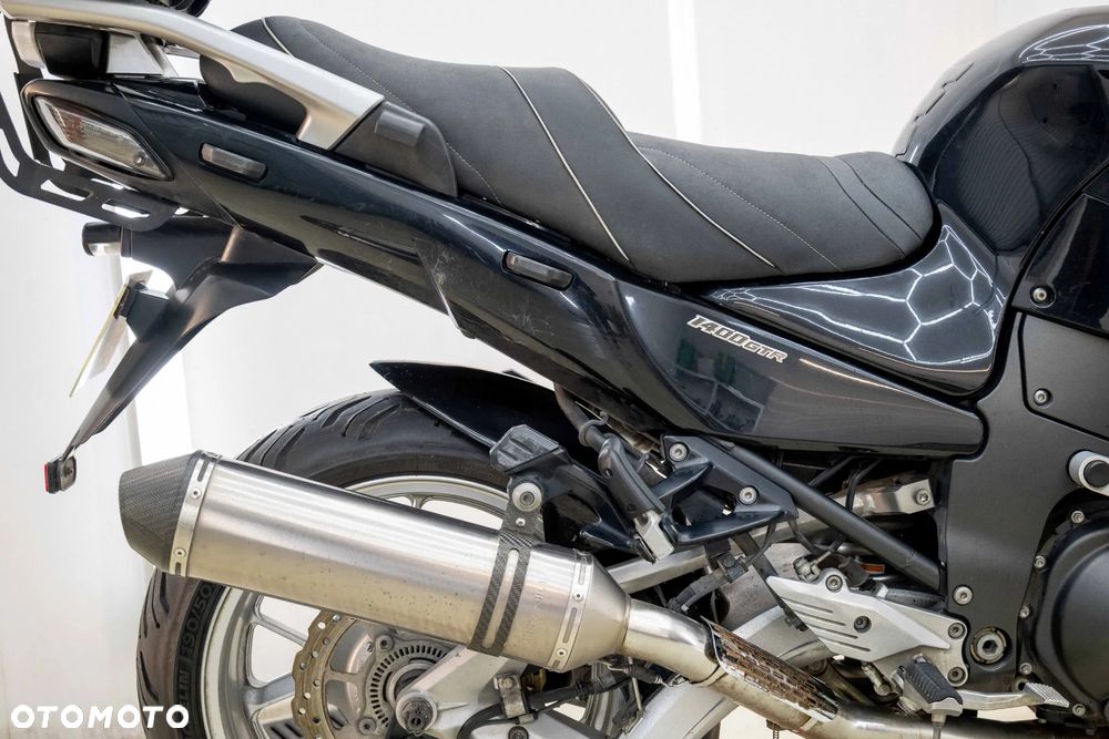Kawasaki GTR - 15