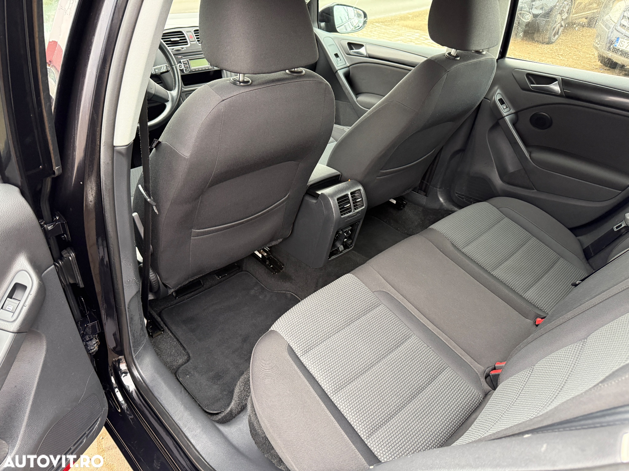 Volkswagen Golf 1.4 TSI Highline - 9