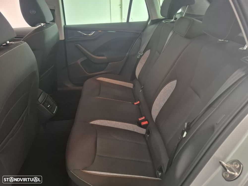 Skoda Kamiq 1.0 TSI DSG - 13