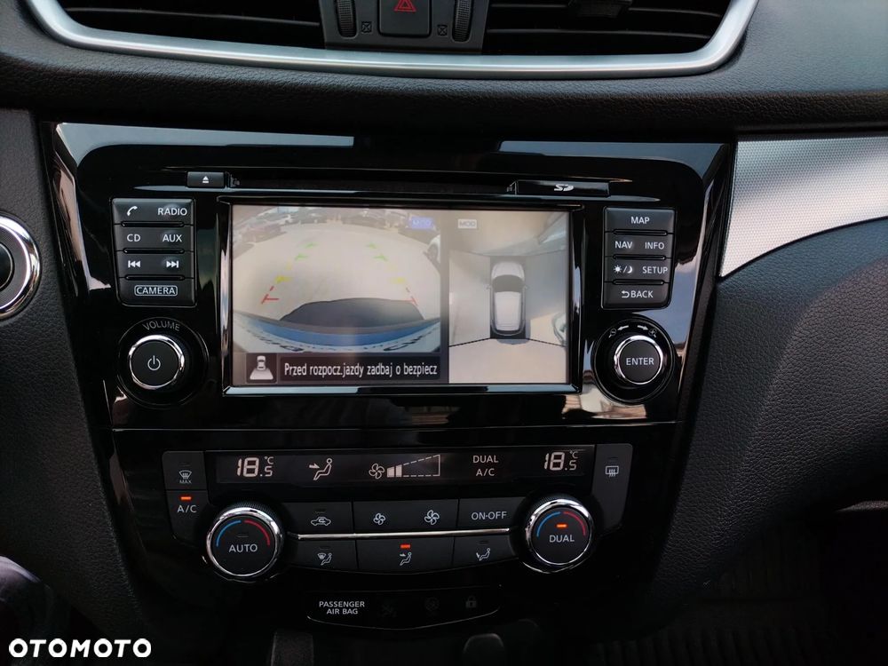 Nissan Qashqai 1.2 DIG-T N-Connecta EU6 - 11